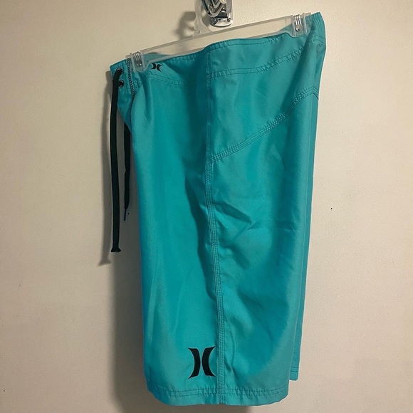 HURLEY board shorts - Picture 3 of 4